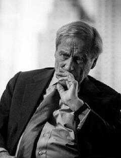 对抗邪恶：Harold Evans与反应停事件海报