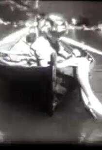 一个被隔绝的世界海报