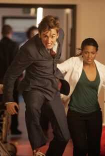 神秘博士  第三季海报