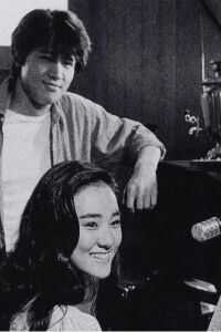 他的摩托她的岛